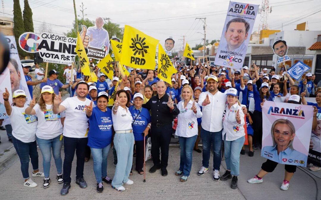 Destaca Enrique Galindo pavimentaciones y servicios médicos en visita a colonias