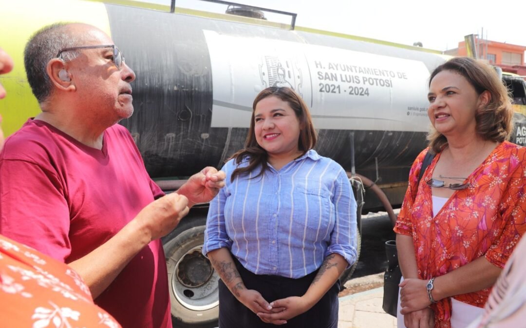 SE REFUERZA EL REPARTO DE AGUA EN HOGARES DE LAS CALLES CON OBRAS EN EL BARRIO DE SAN MIGUELITO