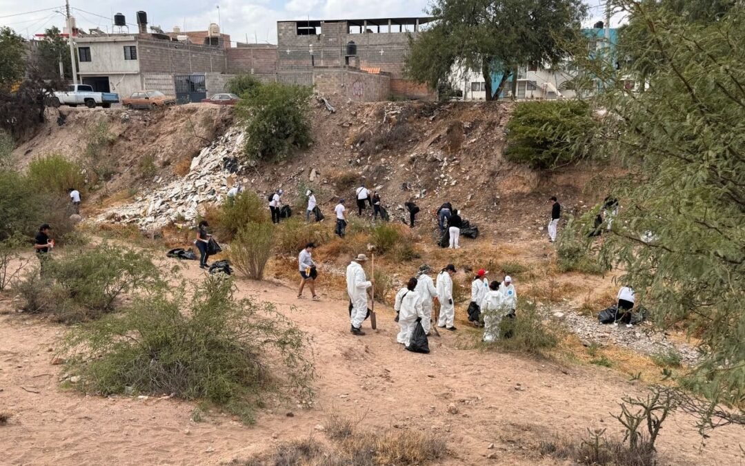 Gobierno de la Capital y empresas realizan jornada de limpieza y reforestación en el Río Paisanos