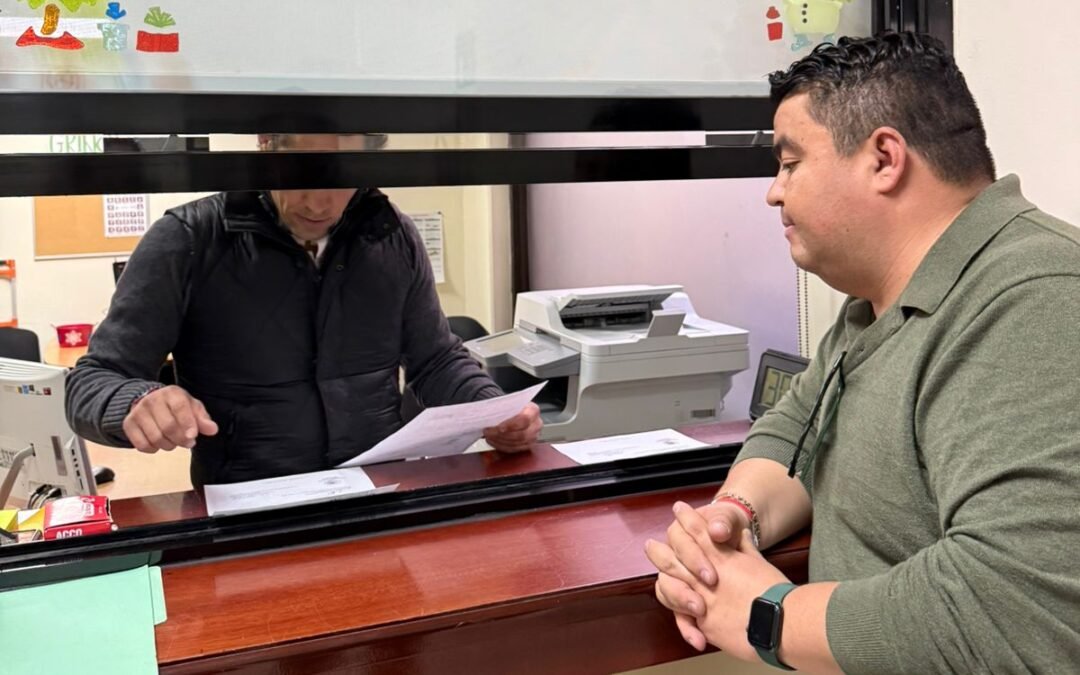 Alcalde de Santo Domingo denuncia “nómina fantasma” pagada por la pasada administración municipal