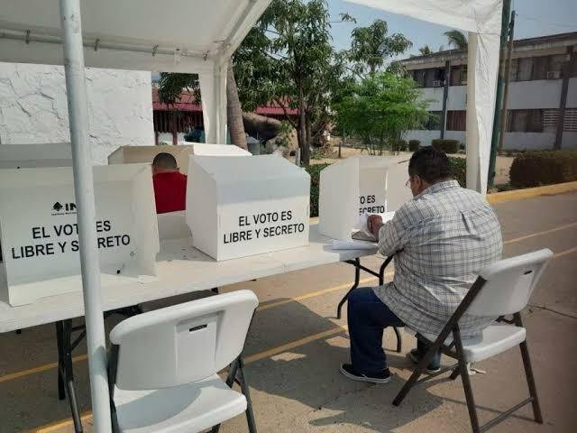 FRACASA ACARREO MORENISTA, PERO CAPTURAN PODER JUDICIAL