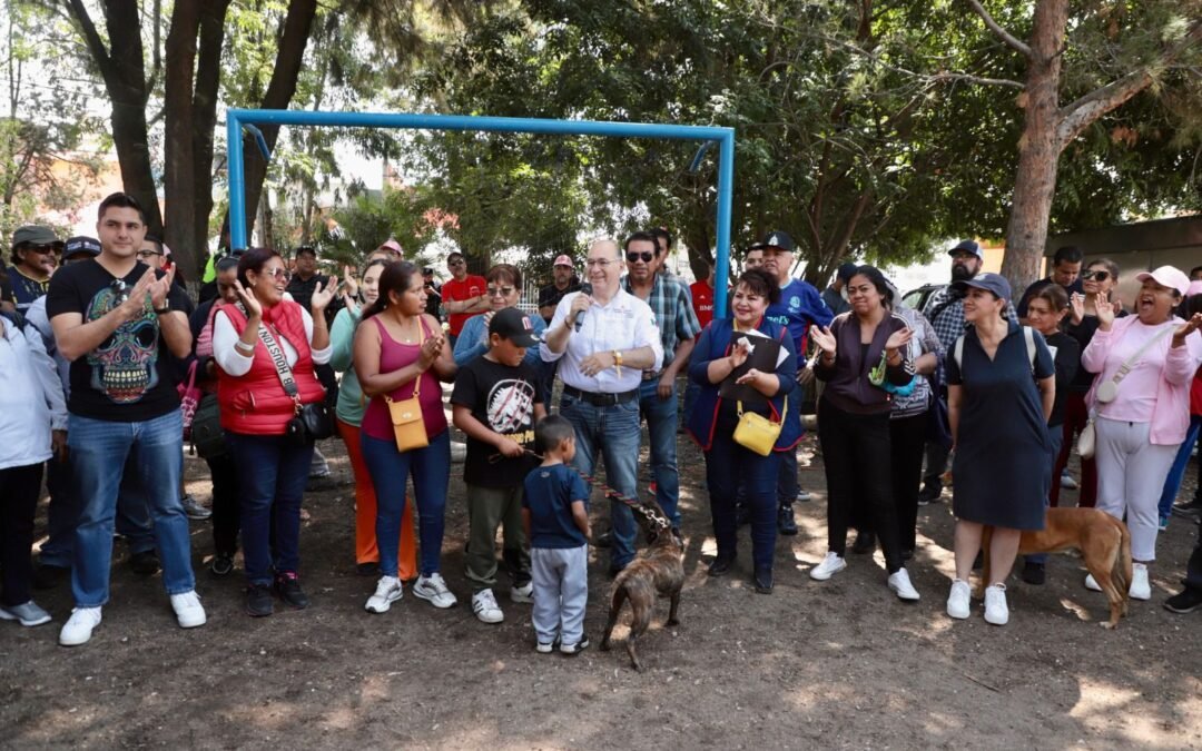 Gobierno de la Capital atiende directamente a las y los vecinos de Prados Satélite