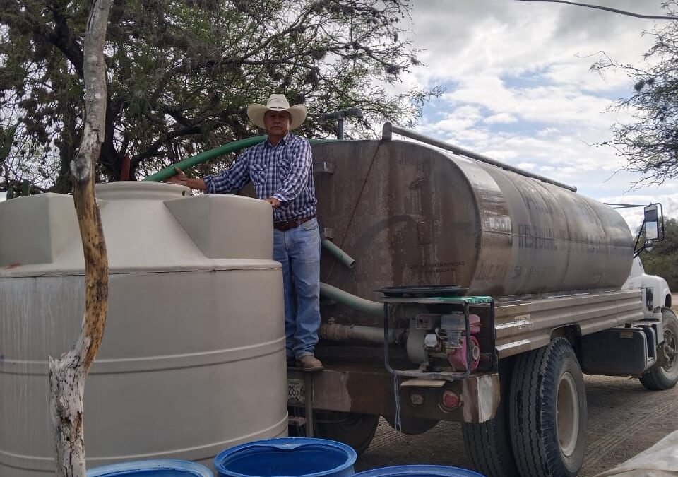 Cierra noviembre Gobierno de la Capital con más de un millón de litros de agua potable repartidos en Bocas