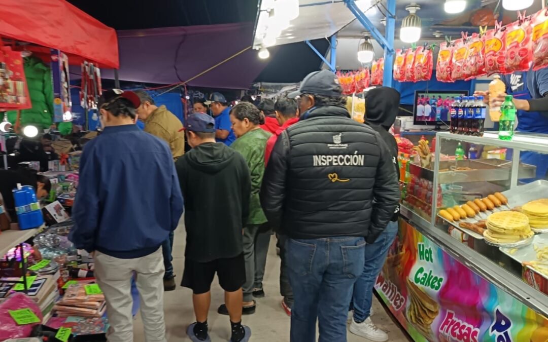 Dirección de Comercio realiza recorridos de supervisión en tianguis navideños de la Capital