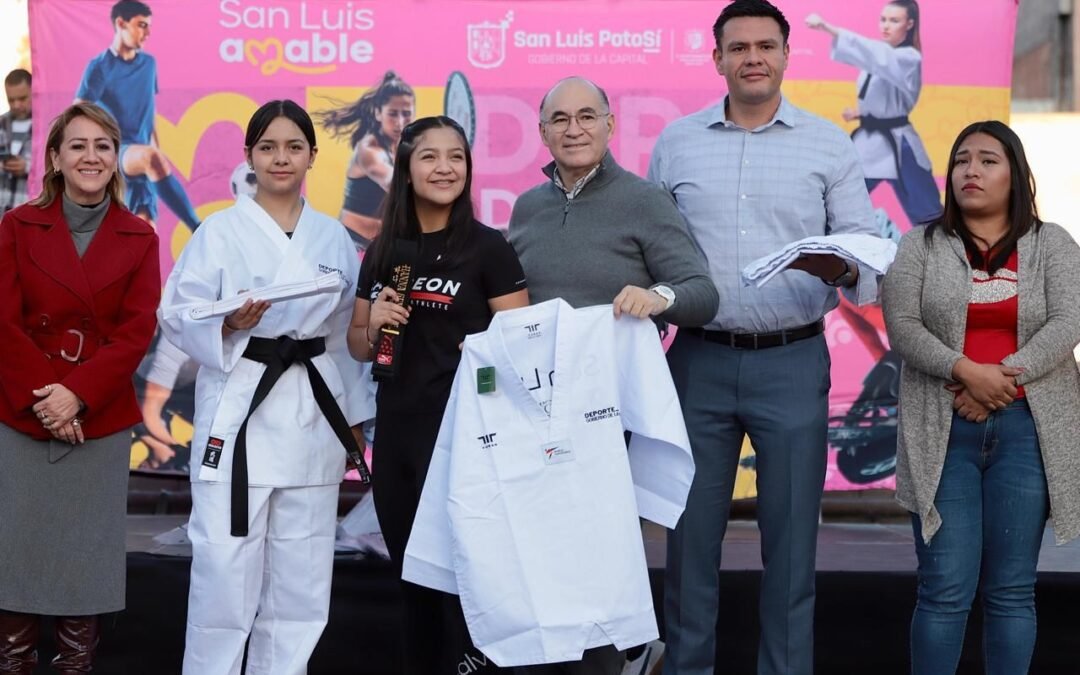 Impulso decidido al deporte: Alcalde Galindo entrega uniformes a 500 artemarcialistas de San Luis Capital