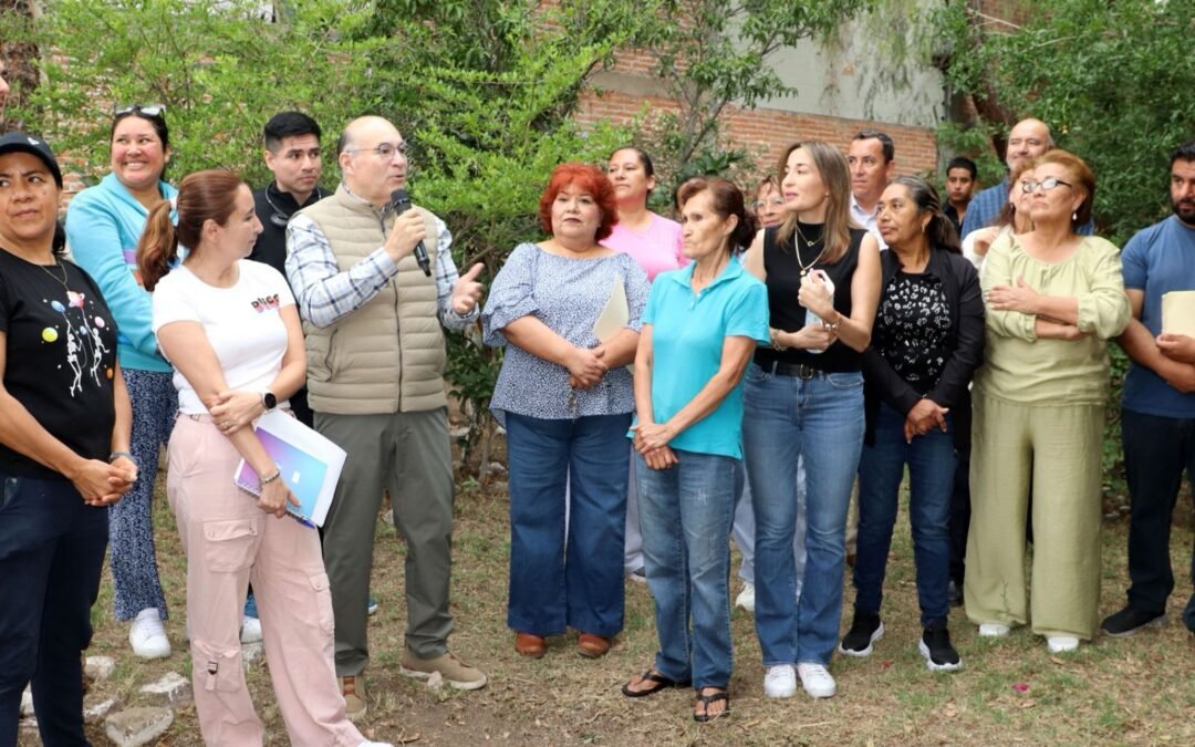 Enrique Galindo anuncia obras de pavimentación y drenaje en la Fracción Morales