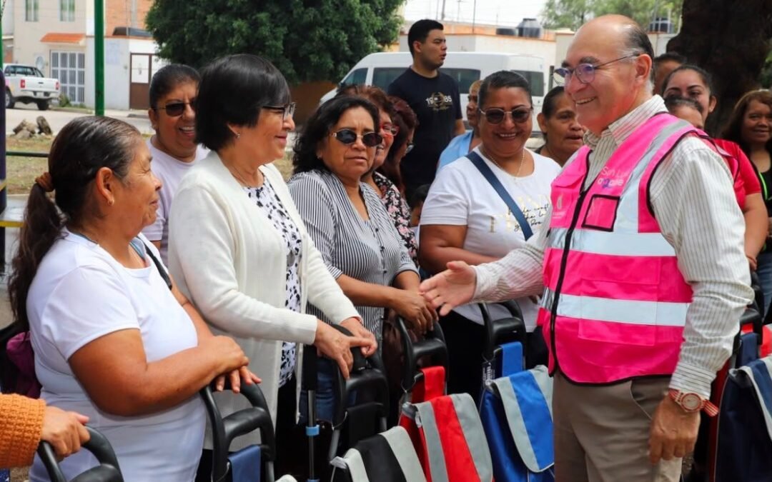 Alumbrado, reforestación y rehabilitación de vialidades en colonia Arboleda Tangamanga II, anuncia el Alcalde Galindo