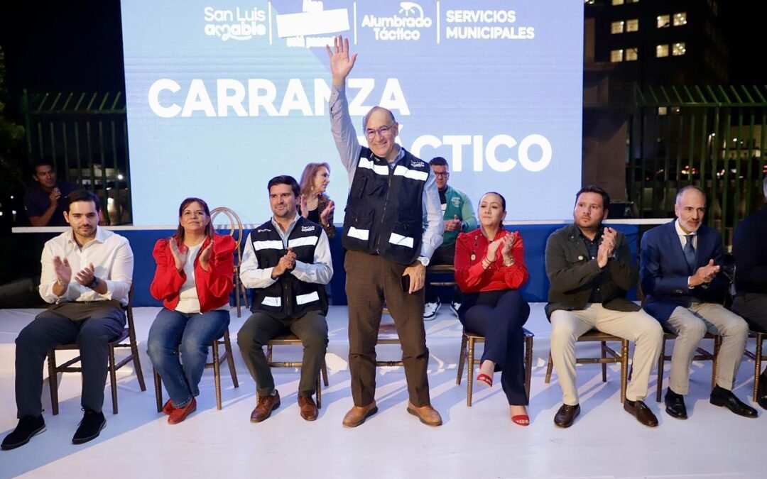 Enrique Galindo enciende nuevo alumbrado táctico en toda avenida Carranza