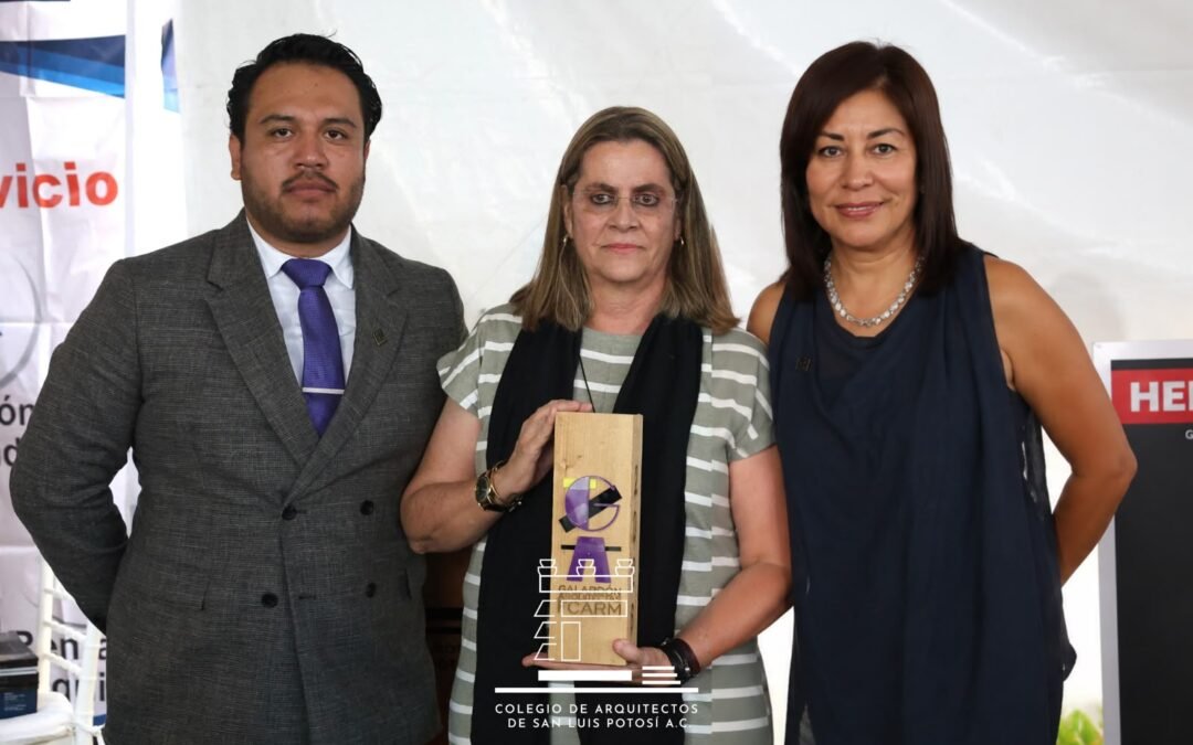ARQUITECTOS LEVANTAN MANO PARA, JUNTO CON AUTORIDADES, CONSOLIDAR PARTICIPACIÓN EN ASUNTOS QUE COMPETEN A CAPITAL POTOSINA Y AL ESTADO