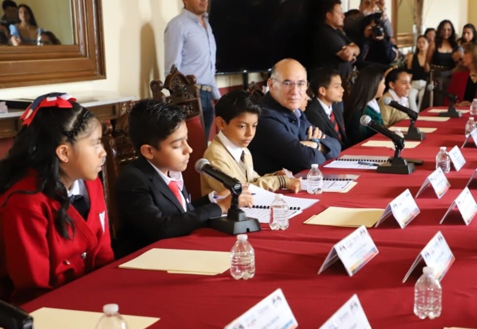 La voz de los niños se escucha en el Cabildo Infantil de San Luis capital